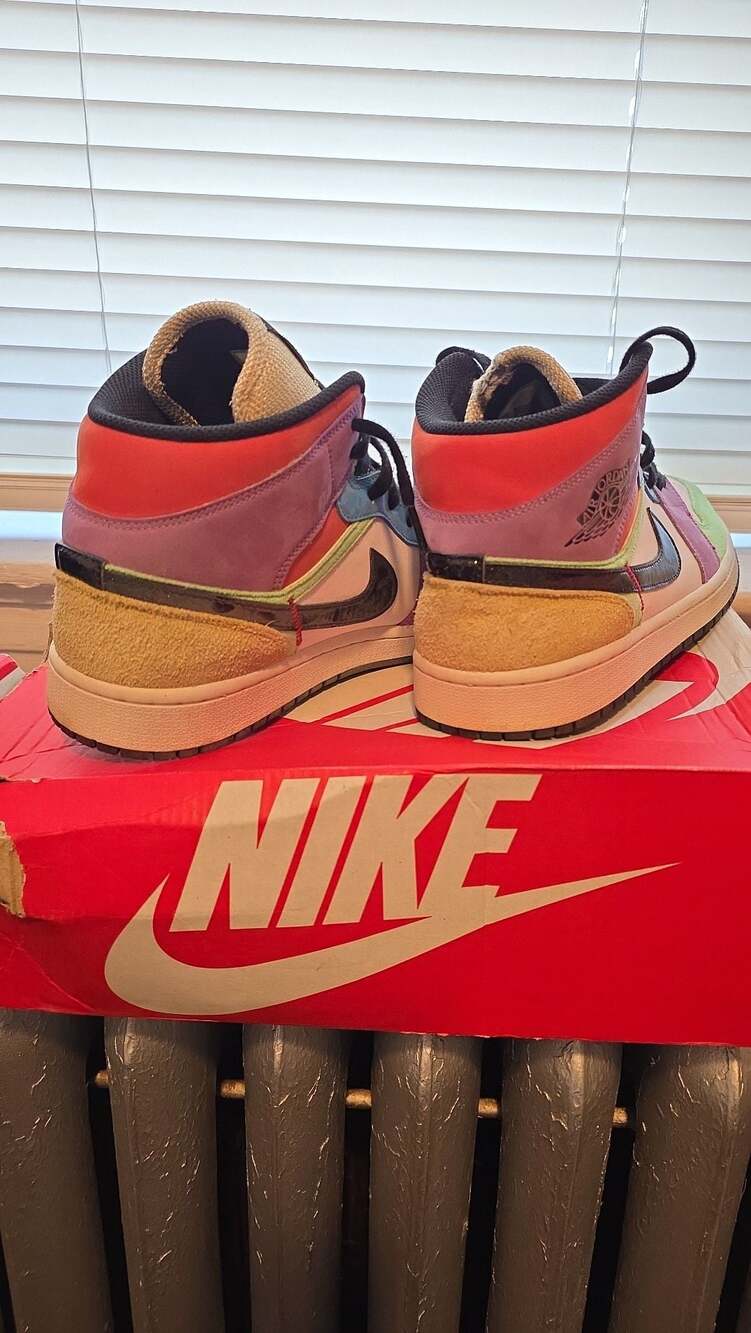 Air Jordan 1 Mid SE Multicolor CW1140-100 - Picture 5 of 8